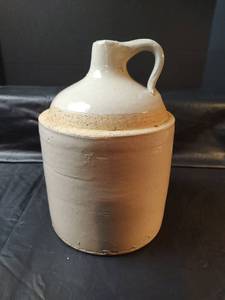 lot 537 image: Stoneware Whiskey CrockJug with Handle
