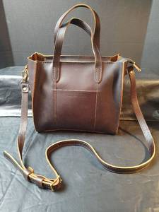lot 539 image: Portland Leather Goods Brown Tote