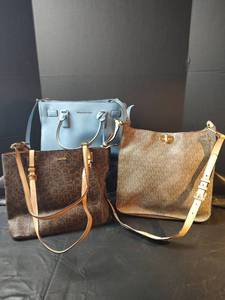 lot 547 image: Designer Handbag Bundle - Calvin Klein & Michael Kors
