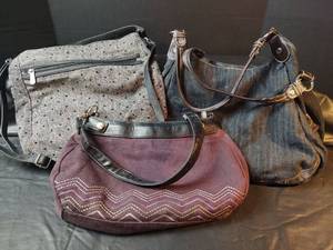 lot 551 image: Thirty One Bag Collection - ClothCanvas Shoulder Bag
