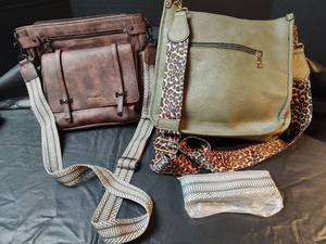 lot 577 image: Foulens Brown Leather Crossbody Bag with Tribal Strap and Jen&Co with Tribal Strap Included