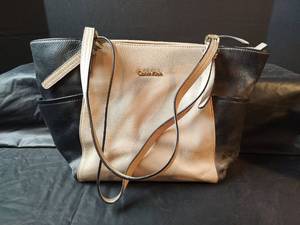 lot 583 image: Calvin Klein Two-Tone Leather Handbag