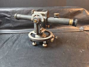 lot 615 image: Early 1900s Transit Telescope
