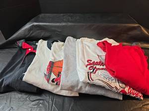 lot 619 image: Moundridge T-Shirt Collection 1XL