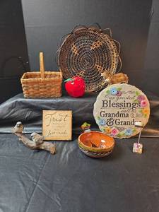lot 620 image: Home Decor Collection with Mexican Bowl