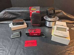 lot 626 image: Electronics Lot - Eddie Bauer Lantern, Focal Case & Radio