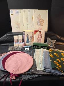 lot 635 image: Precious Moments Cross Stitch Pattern Books & Sewing Lot