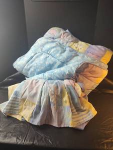 lot 687 image: Twin Size Pastel Patchwork Comforter and Dust Ruffle