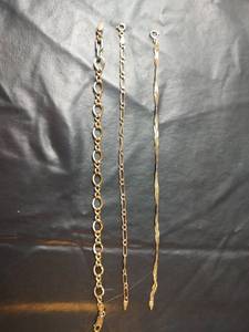 lot 718 image: Gold Bracelet Collection, Not Magnetic, Size 7.5 to 8