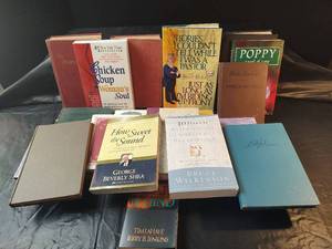 lot 729 image: Book Collection - Religious and Inspirational Books and More