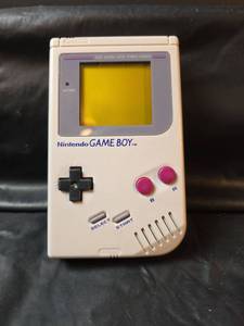 lot 768 image: Original Nintendo Game Boy DMG-01 No Cords - Untested