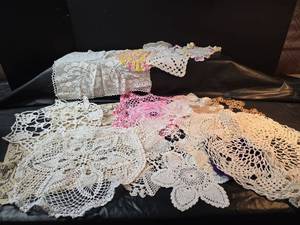 lot 771 image: Handmade Cotton Doily Collection
