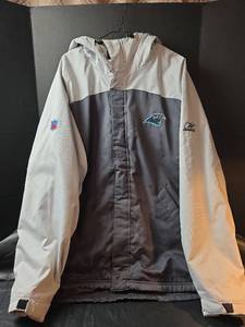 lot 775 image: Carolina Panthers NFL Reebok Windbreaker Jacket Size XL