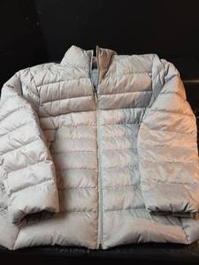 lot 778 image: Eddie Bauer Womens Down Puffer Jacket 3X