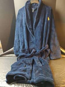 lot 810 image: Polo Ralph Lauren Navy Blue Fleece Robe, Size SM