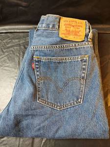 lot 814 image: Levis 560 Comfort Fit Jeans W33 L34