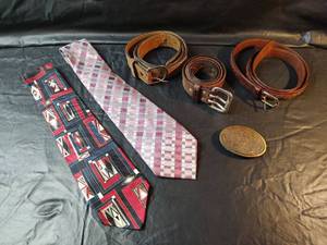 lot 840 image: Mens Fashion Accessories Lot with Coors Belt Buckle