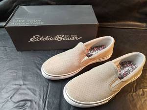 lot 860 image: New Eddie Bauer W.Haller Leather Slip On Shoes Size 9.5