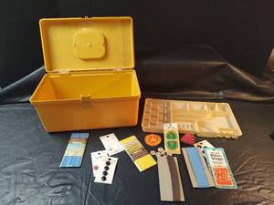 lot 904 image: Plastic Sewing Box with Notions