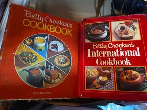 lot 935 image: Betty Crocker Cookbook Set - Regular and International Editions