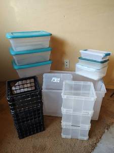 lot 1004 image: Storage Container Lot - Clear Bins and Crates