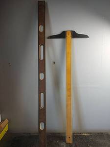 lot 1049 image: Wooden Level 48 inches and More