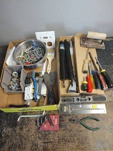 lot 1059 image: Mixed Lot of Electrical Tools and Hardware