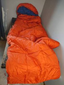 lot 1064 image: Coleman Sleeping Bag, Zipper Closure with Drawstring Hood, Adult Size