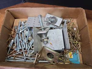 lot 1505 image: Mixed Hardware Lot - Screws, Bolts & Brackets