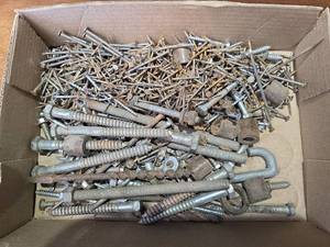 lot 1512 image: Large Lot of Mixed Hardware and Lag Bolts