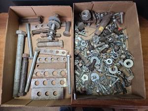 lot 1513 image: Mixed Industrial Hardware Lot with Metal Plates