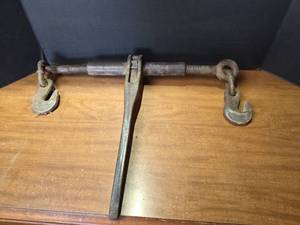 lot 1516 image: Renfrew Machinery Chain Binder