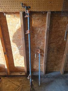lot 1542 image: Adjustable Steel Clamps