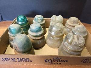 lot 1558 image: Glass Insulators Collection