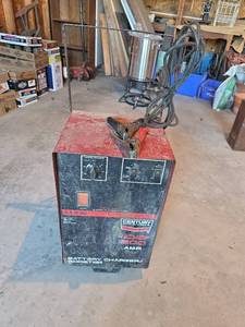 lot 1568 image: Century 402200 Amp Battery ChargerBooster