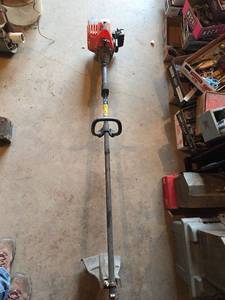 lot 1618 image: Remington Rustler RM2560 String Trimmer