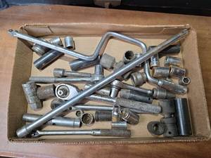 lot 1648 image: Socket Wrenches, Sockets, L-Handle  with Extensions