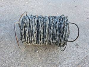 lot 1663 image: Barbed Wire Roll