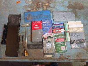lot 1677 image: Mixed Lot of Hardware and Equipment Parts