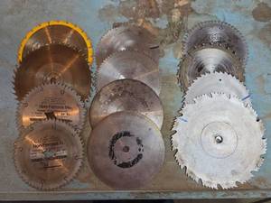 lot 1681 image: Circular Saw Blades
