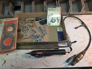 lot 2012 image: Assorted Hardware