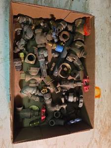 lot 2028 image: Pipe Fittings and Valves - Mostly Brass