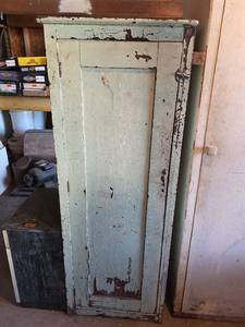 lot 2068 image: Early 1900s Green Chippy Cabinet