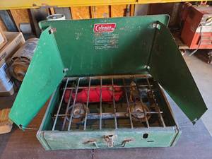 lot 2097 image: Coleman 425E Green Metal Camp Stove Case