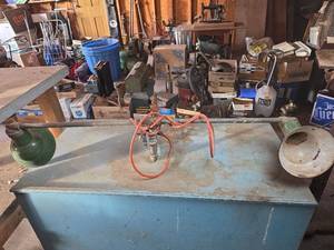 lot 2130 image: Industrial Double-Head Shop Light with Clamp