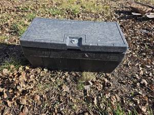 lot 3004 image: Heavy Duty Plastic Storage Box