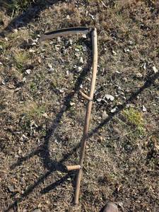 lot 3013 image: Traditional Hand Scythe with Wooden Handle