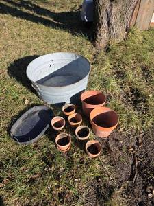 lot 3016 image: Galvanized Wash Tub with Terra Cotta Pot Collection