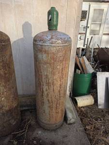 lot 3054 image: Industrial Gas Cylinder Tank