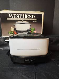 lot 3030 image: West Bend 6 Qt Slow Cooker